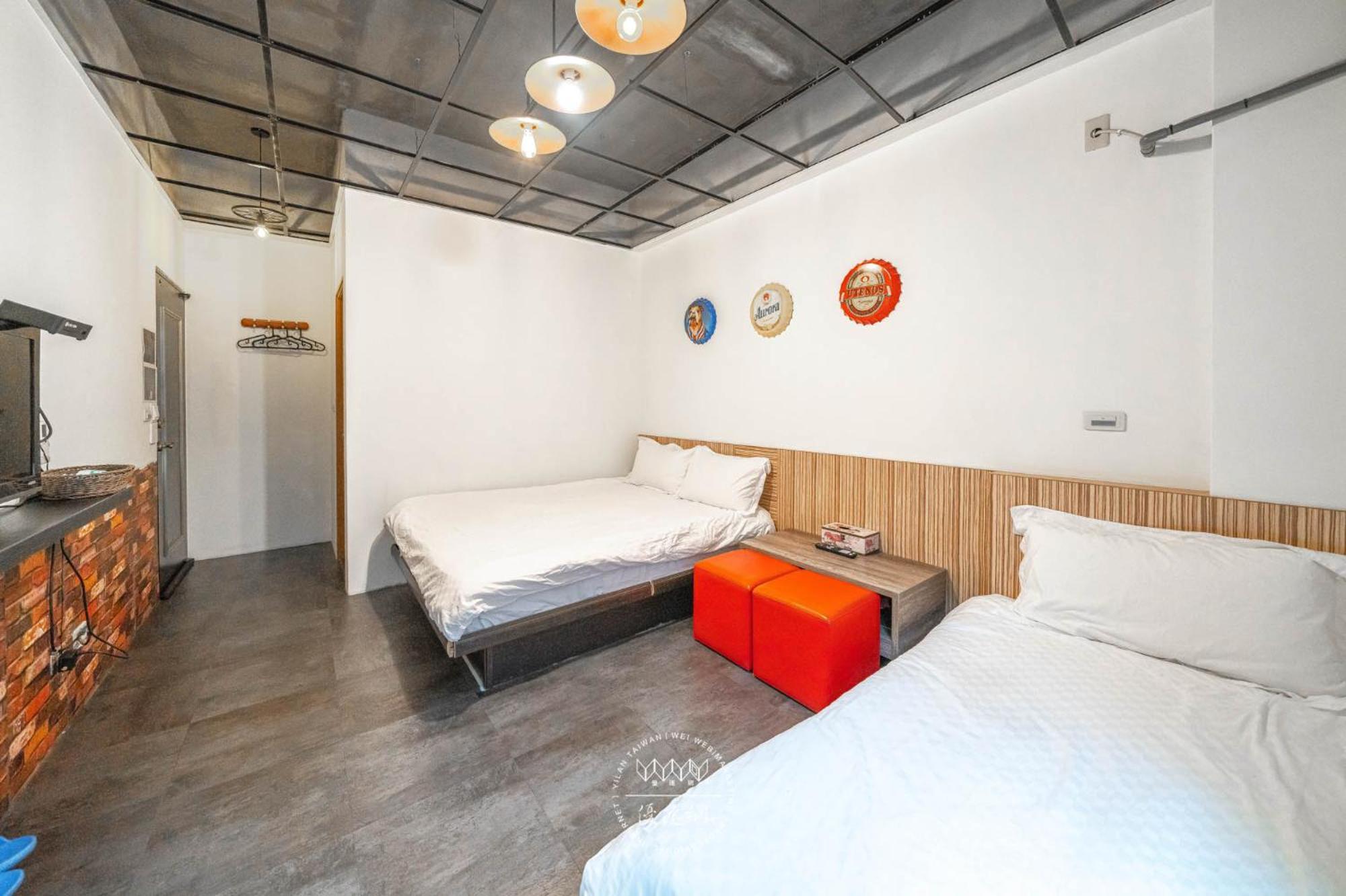 羅東夜市 工業loft旅宿 Loft House Лодун Экстерьер фото